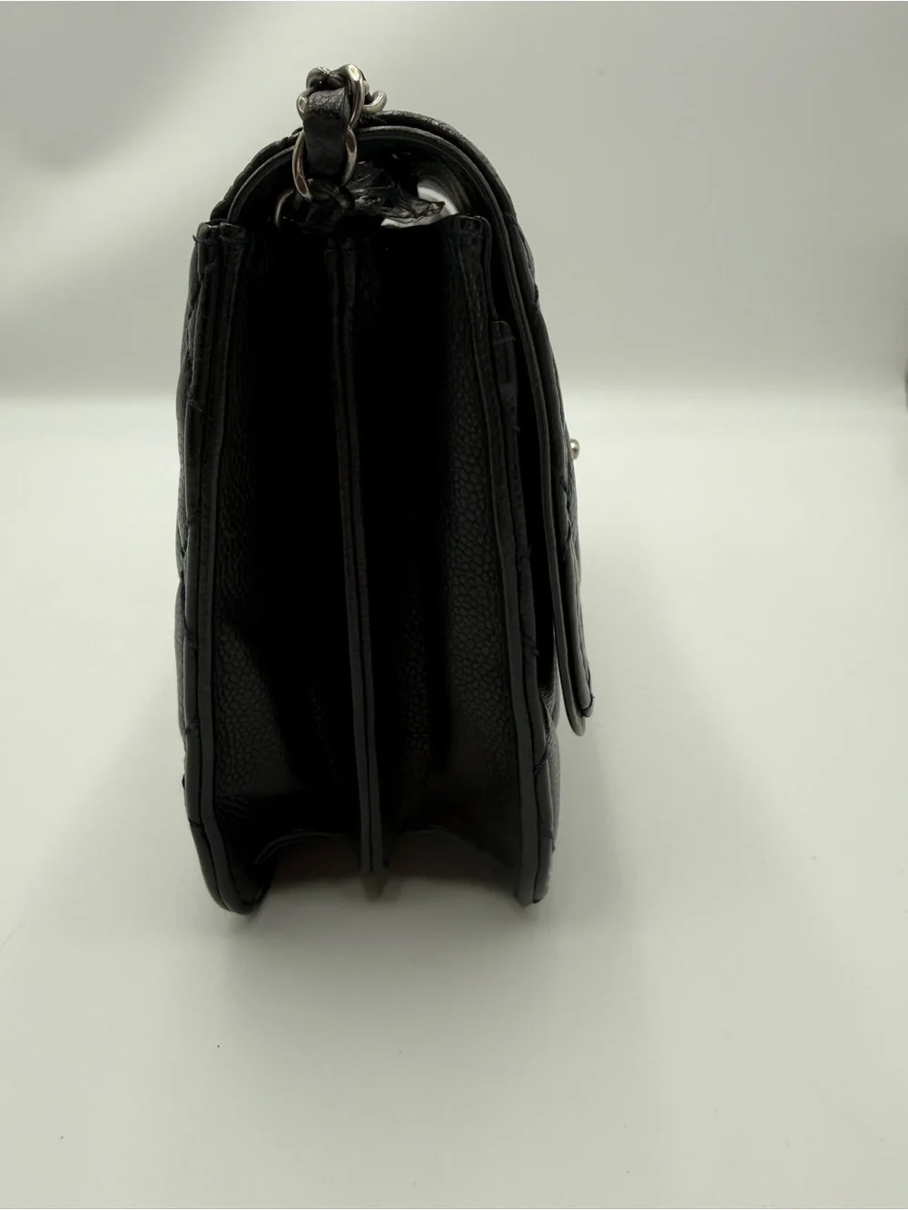 Chanel Quilted Leather Shoulder Bag in Black Caviar